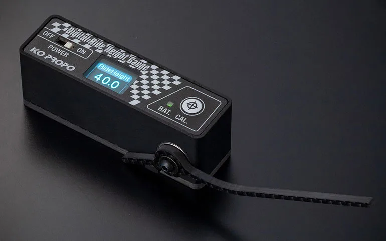 KO Propo: Il Nuovo Misuratore Digitale dell'Altezza da Terra per Auto RC
